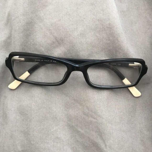 100% authentic chanel glasses - Picture 2 of 3